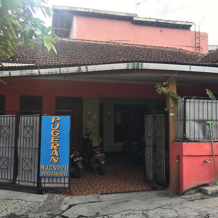 Hotel Destiny House Jogyakarta Zewnętrze zdjęcie