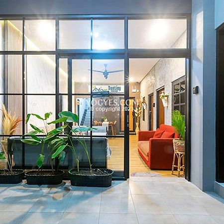Hotel Destiny House Jogyakarta Zewnętrze zdjęcie