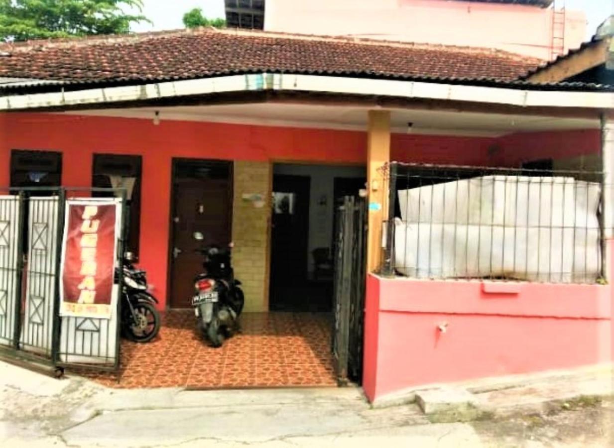 Hotel Destiny House Jogyakarta Zewnętrze zdjęcie