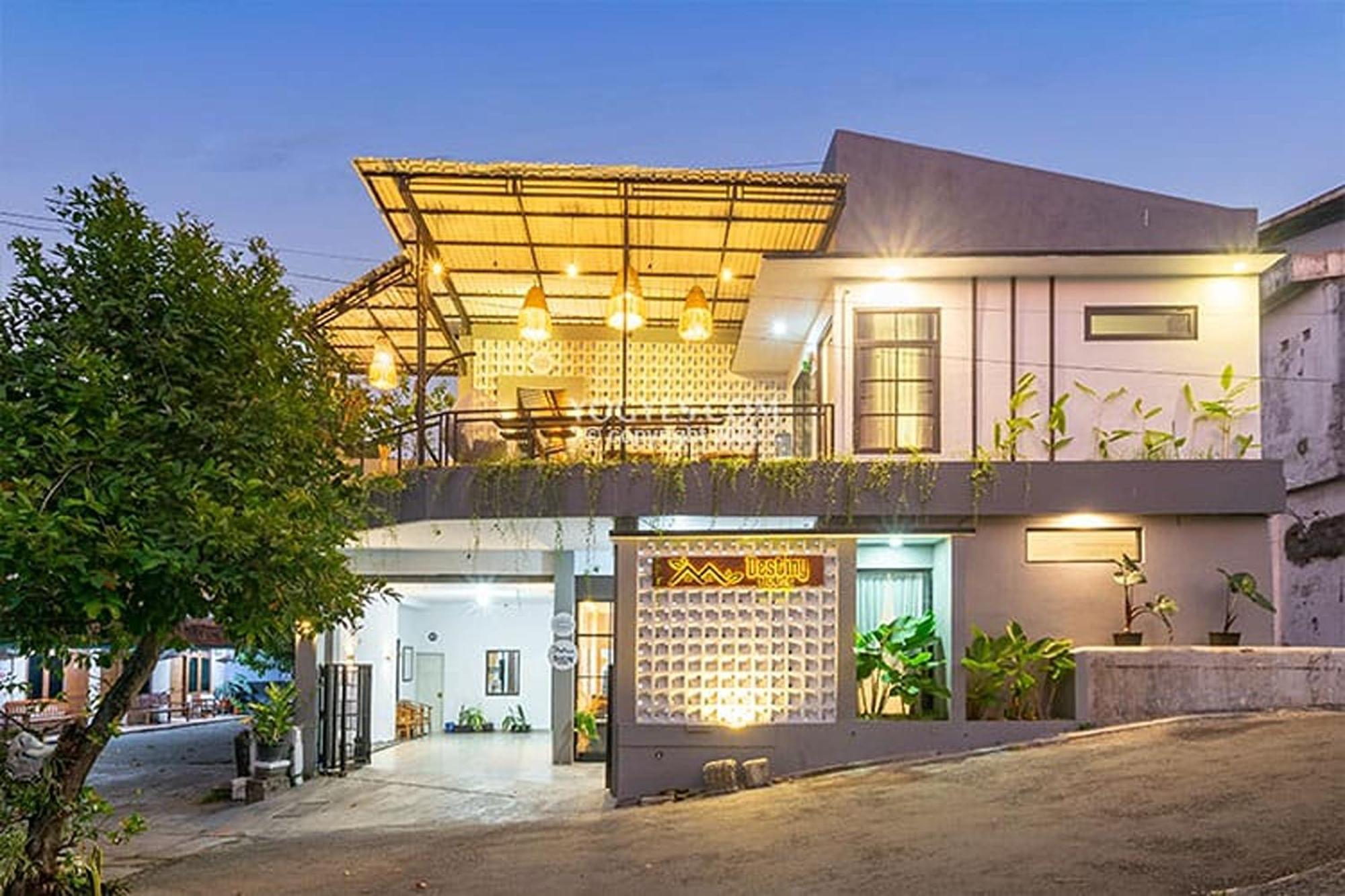 Hotel Destiny House Jogyakarta Zewnętrze zdjęcie